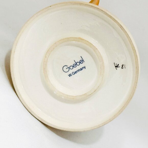 Goebel Hummel #66 "Farm Boy"  TMK6 - 5.5 Inches - Permanently Retired Hummel - Picture 10 of 11